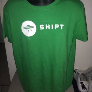 Gildan’s Grocery Delivery Service ‘Shipt’ T-Shirt